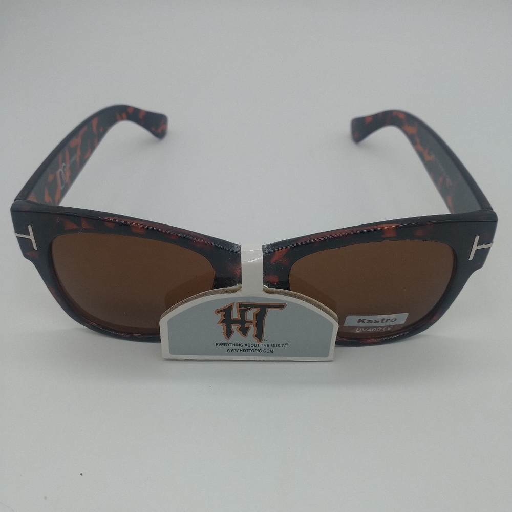 NWT Hot Topic Kastro Tortoise Shell Sunglasses Unisex